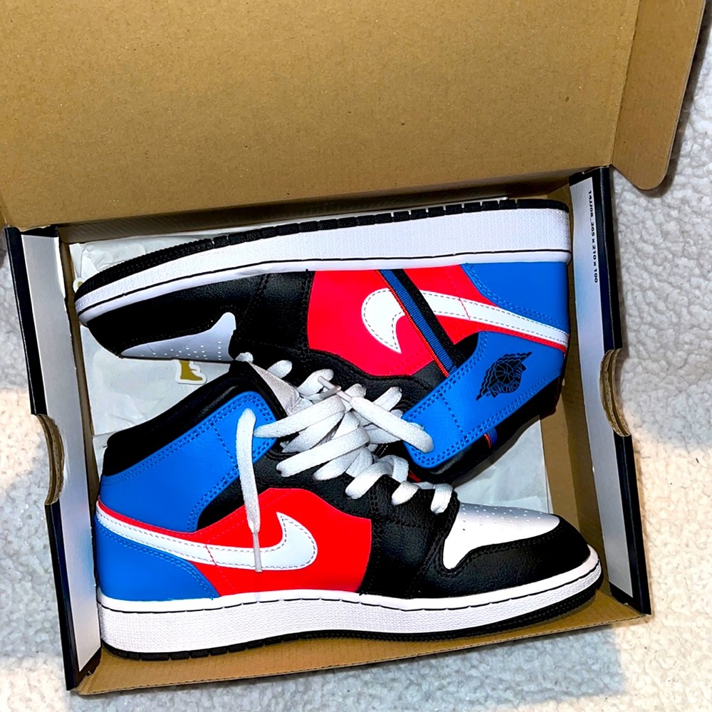 Nike Air Jordan Very Very Gently worn!!